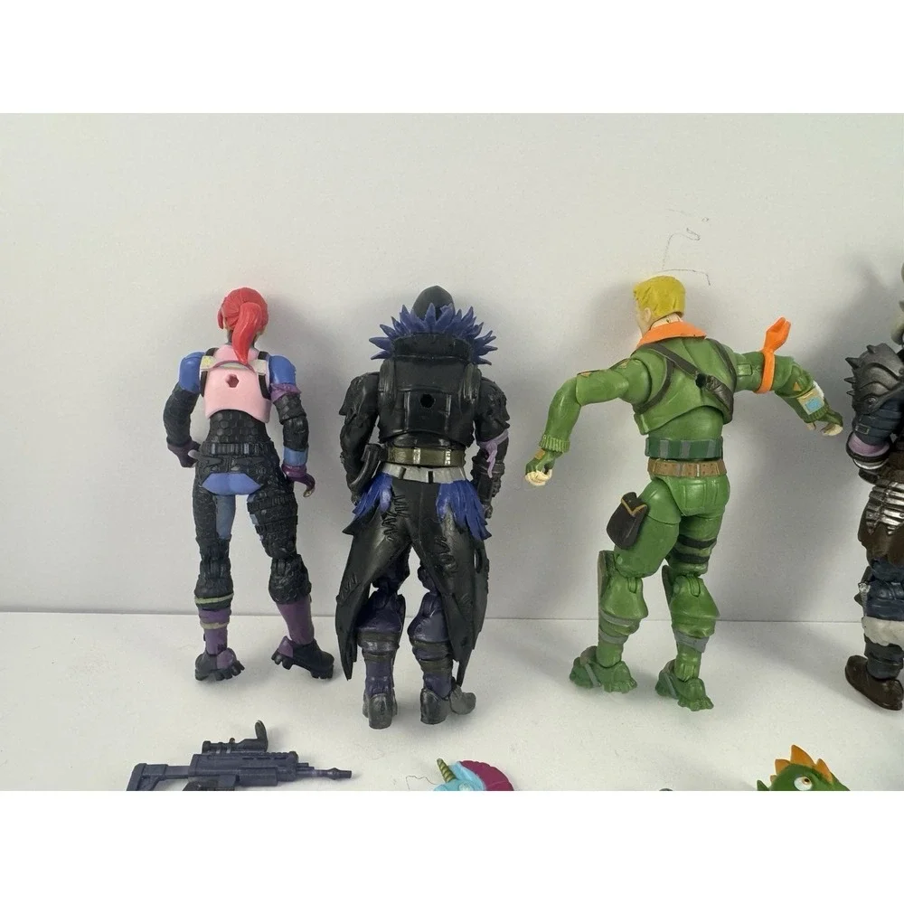 Fortnite Action Figure Lot of 4 +‎ Accessories